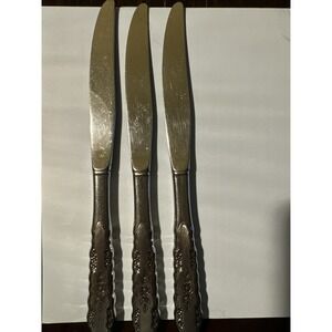 Oneida FIRST ROSE JILLIAN Stainless Flatware SILVERWARE 3 Dinner Knives‎
